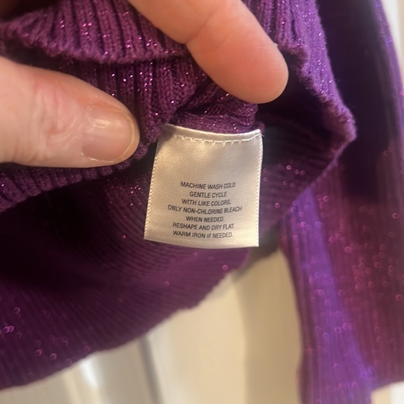 Turtleneck by Basic Editions - Picture 2 of 3